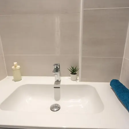 En Plein Coeur De Deuxieme Arrondissement Quartier Montergueil Chatelet Apartamento París