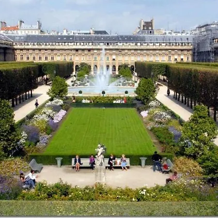 En Plein Coeur De Deuxieme Arrondissement Quartier Montergueil Chatelet Appartamento